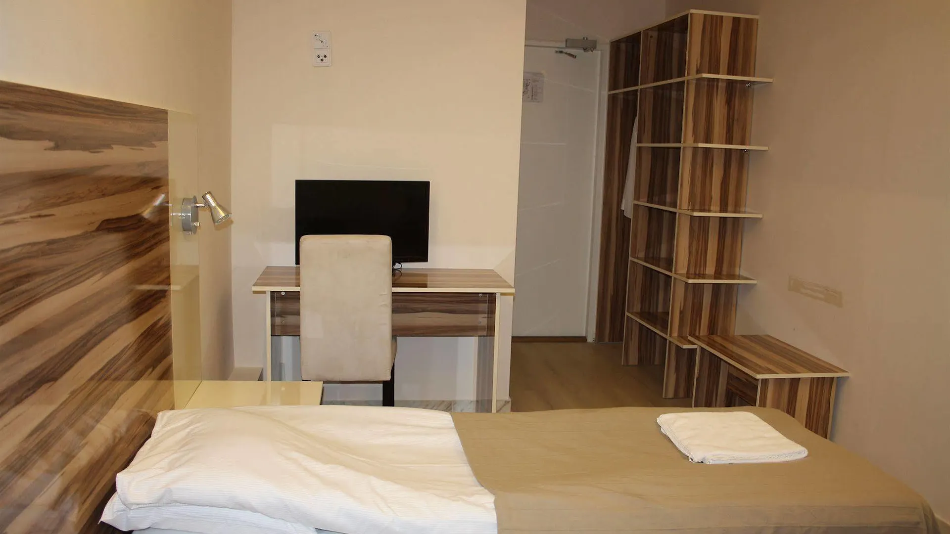 Arkadia Hotel & Hostel Helsinki